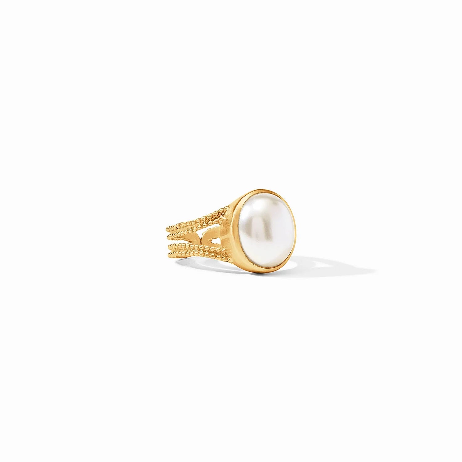 Short Design Cabochon Ring