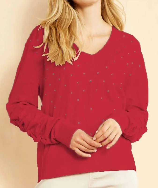 Women's Relaxed Glam Sweater In Chili Pepper