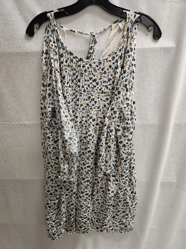 Top Short Sleeve By Old Navy  Size: Xl